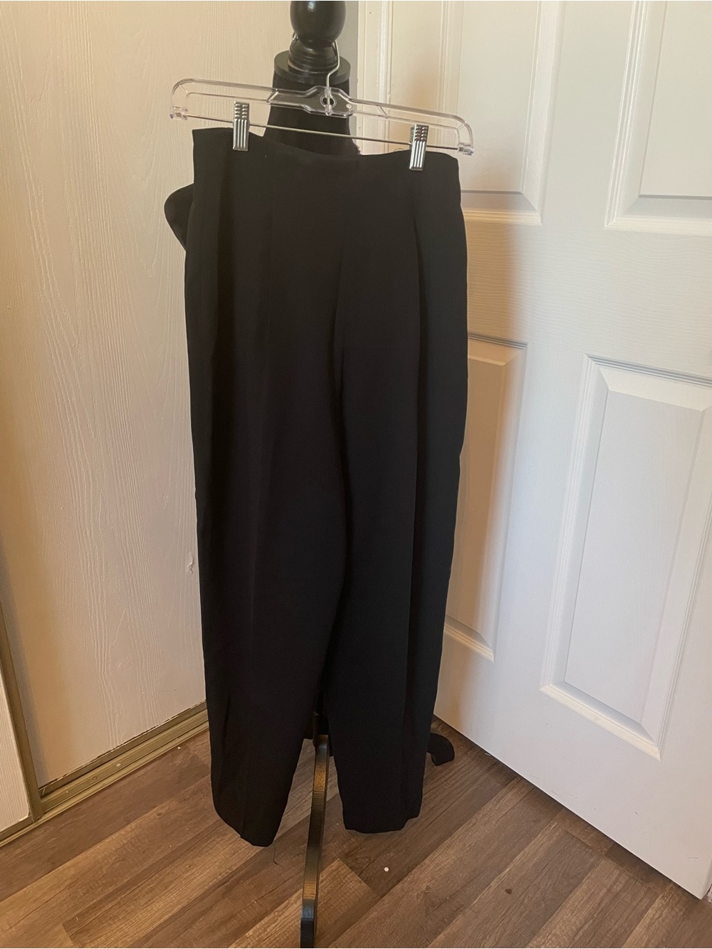 Ann Taylor Black High-Rise Wide-Leg Trousers Size 6